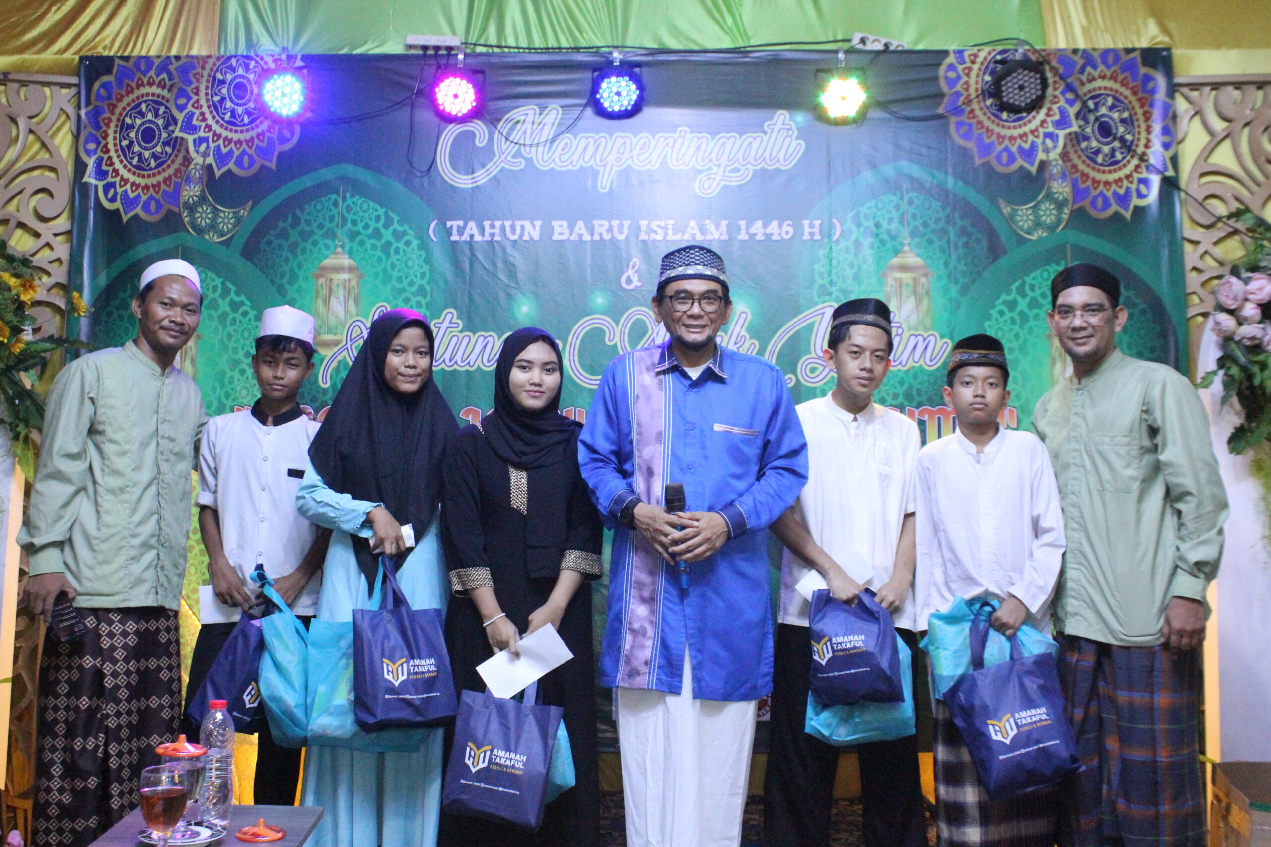 Amanah Takaful Dukung Tabligh Akbar, Santuni Yatim Piatu di Duri Pulo